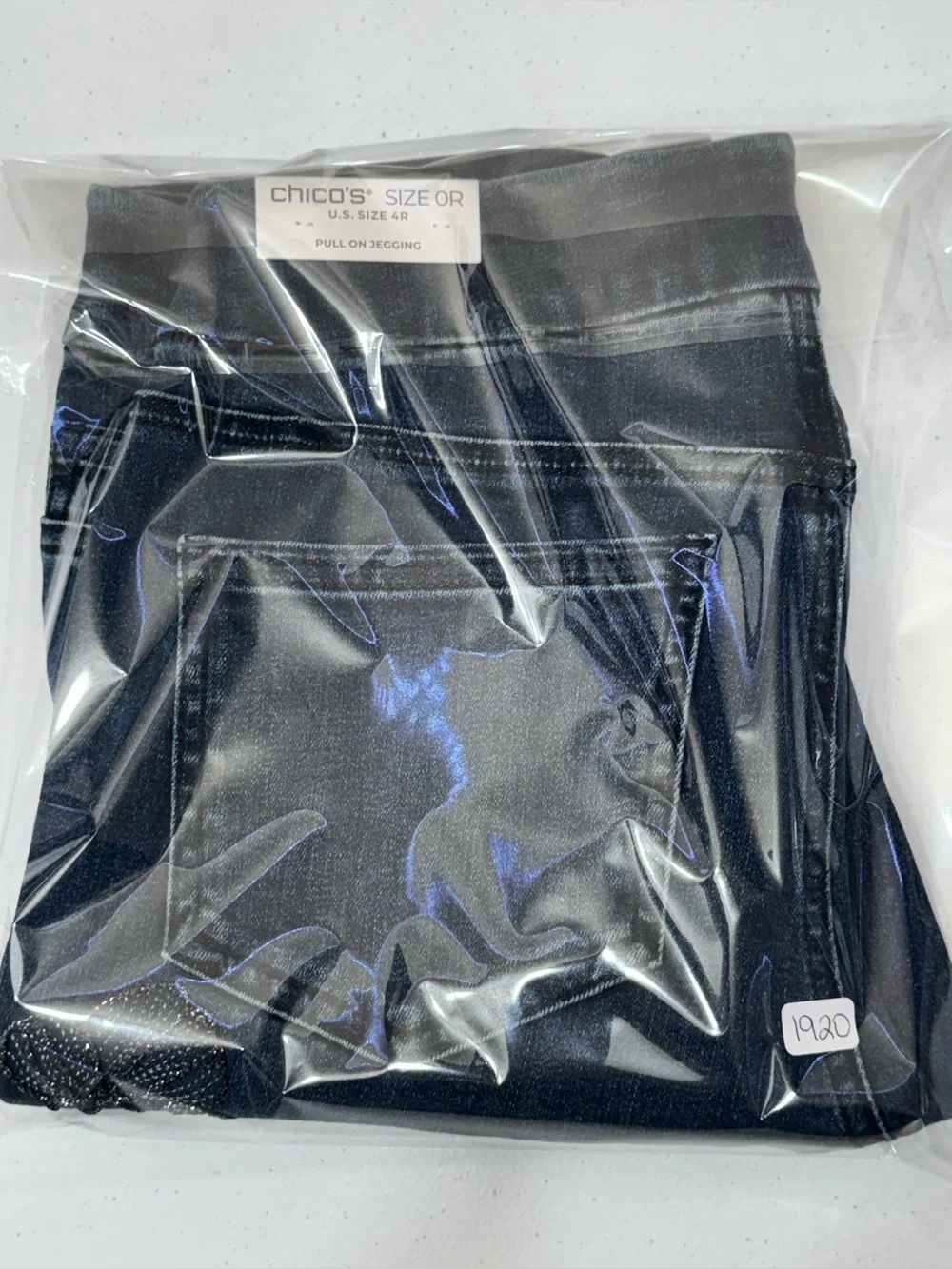Chico’s Women’s Blue Embroidered Pull On Stretch Comfort Ankle Denim Jeggings 4R